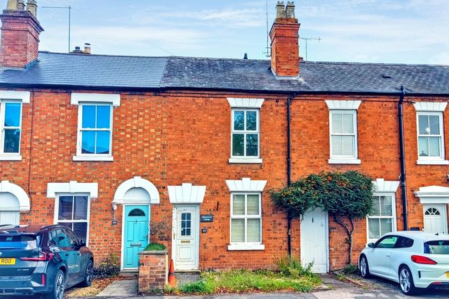 2-bed terraced on Shipston Road, Stratford-upon-Avon, £250,000