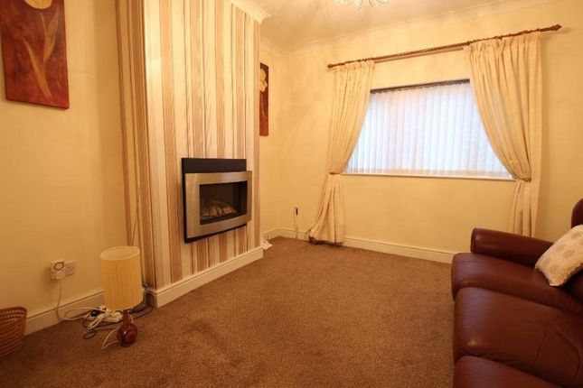 8 Day Street, Brotton, Saltburn-By-The-Sea photo 2