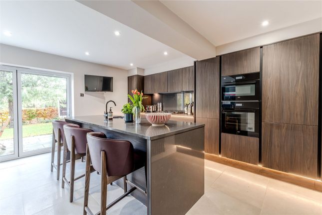 9, Kingfisher Close, West Yorkshire photo 3