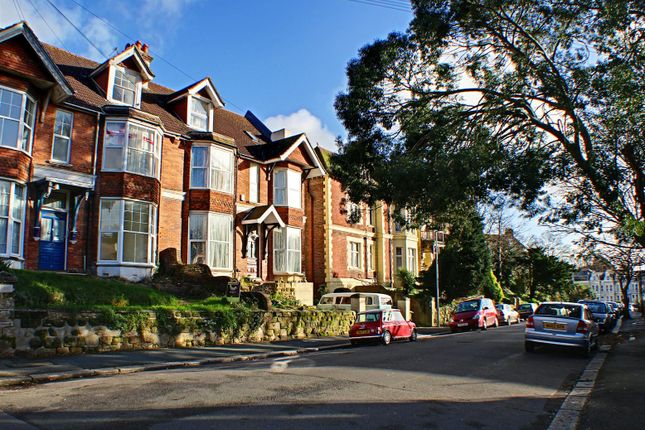 Thumbnail Property to rent in Woodland Vale Road, St. Leonards-On-Sea
