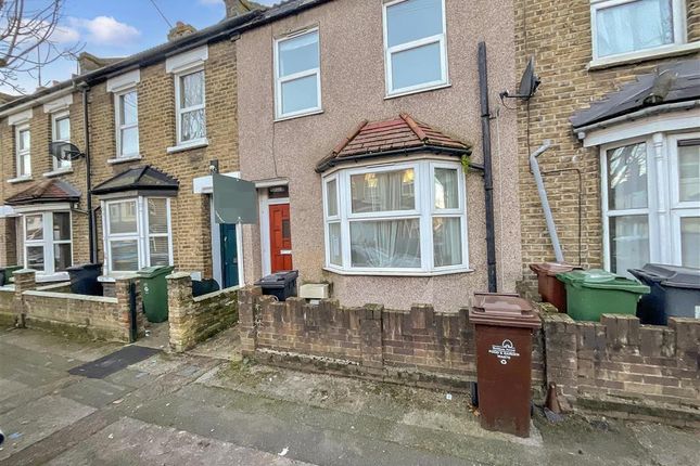 Thumbnail Terraced house for sale in Elm Park Road, London