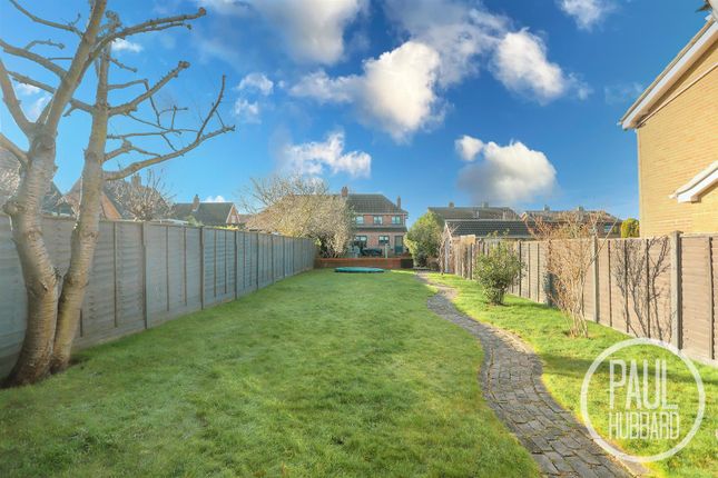110, The Avenue, Lowestoft photo 4