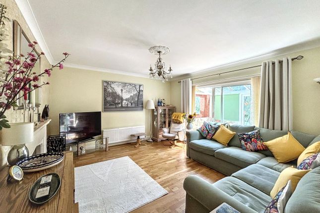12, Chantry Avenue, Bexhill-on-Sea photo 2