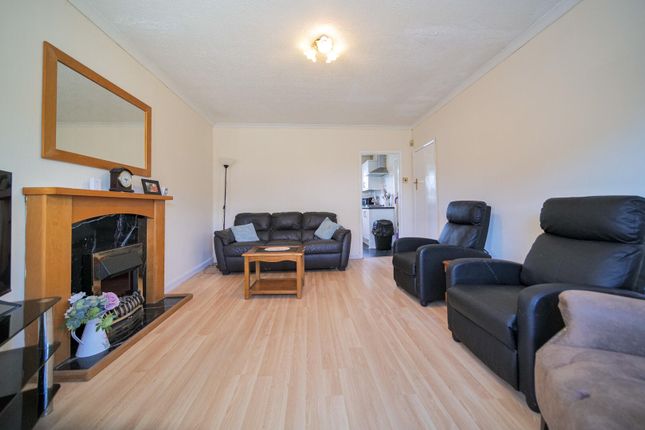 43, Woodrow Road, Wiltshire photo 3