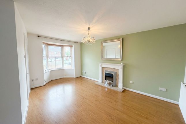 14 Bell Close, Grantham photo 2