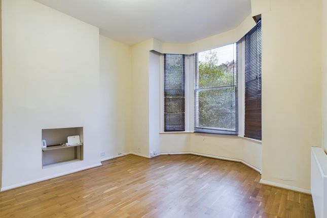 89b, Brondesbury Villas, London photo 2