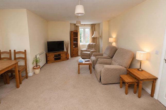 Langwood Court, Rossendale photo 4