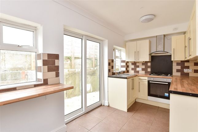 Sandhurst Avenue Woodingdean, Brighton photo 4