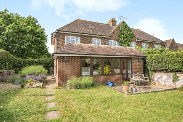 2, Farleys Close, Surrey photo 3
