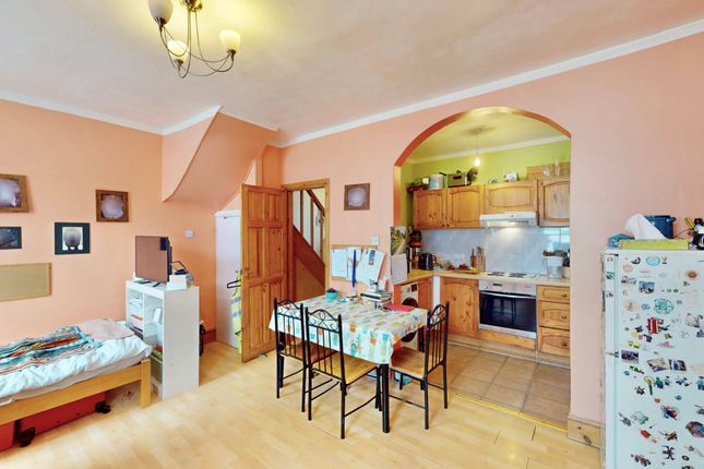 41, Cecil Road, Hounslow photo 2