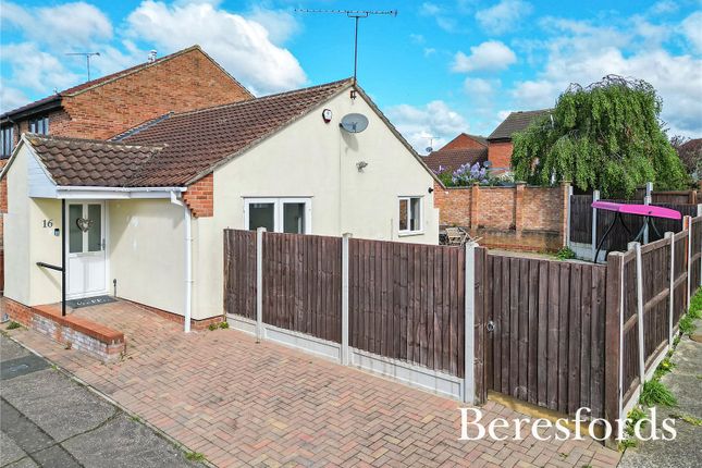 Thumbnail Bungalow for sale in Jenner Mead, Chelmsford