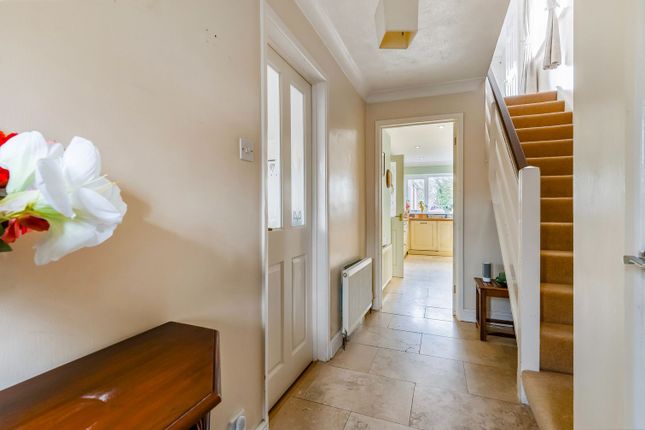 20, Poplar Drive, Southampton photo 3