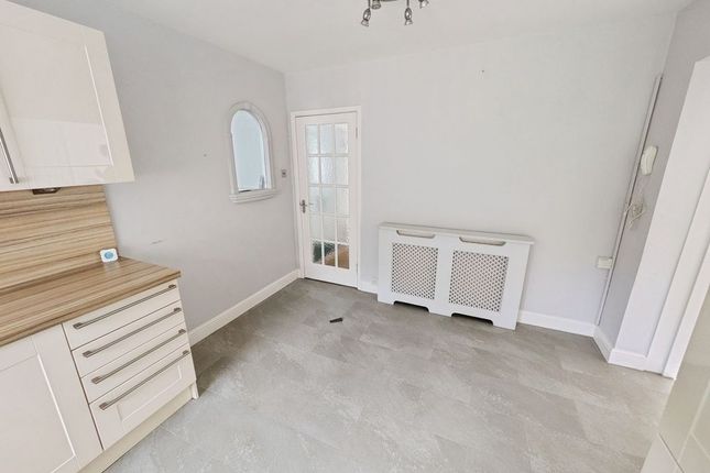 57, Dene Crescent, Ryton photo 3