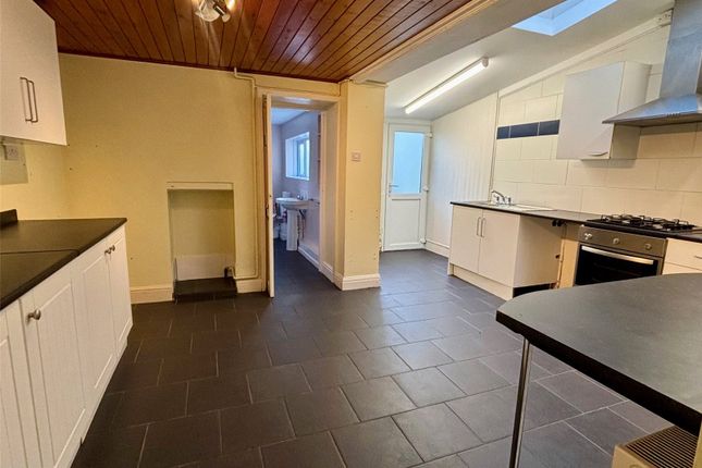39, Dewsland Street, Pembrokeshire photo 3