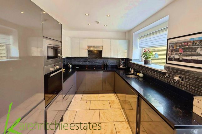 23, Harvey Street, Bolton photo 4