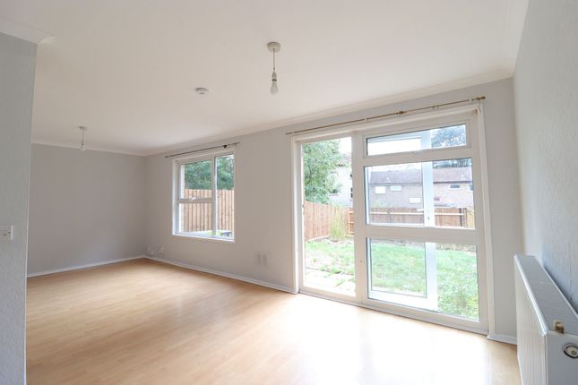 52 Great Gull Crescent, Northampton photo 2