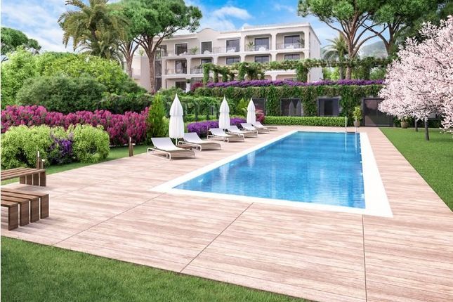 Thumbnail Apartment for sale in Antibes, Cap D'antibes, 06600, France