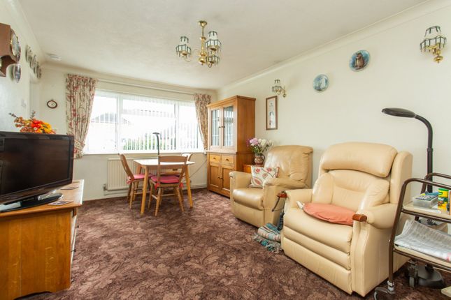 11, Bishopstone Drive, Kent photo 2