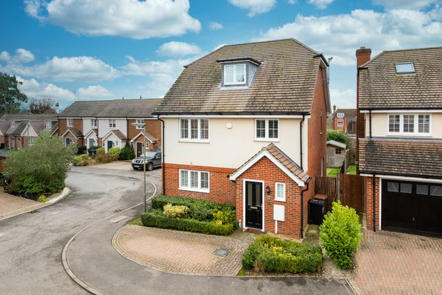 Homes For Sale In Lingfield Buy Property In Lingfield