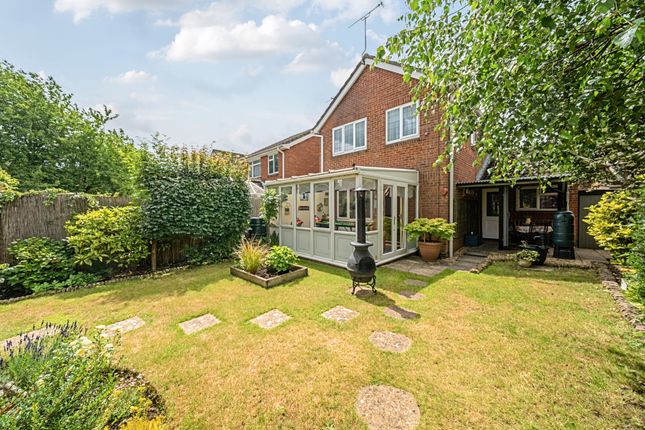 46, Periwinkle Close, Lindford photo 2
