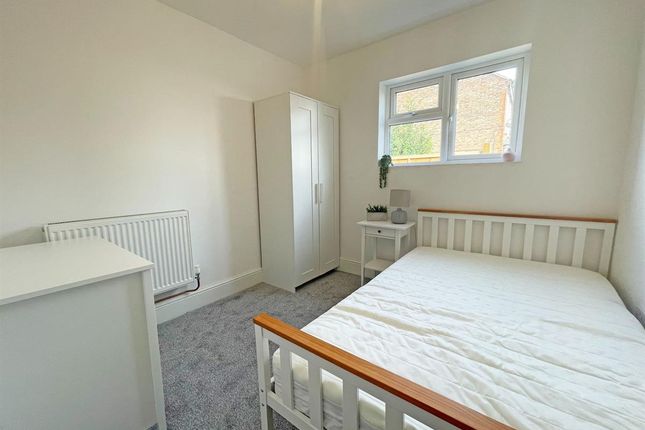 Thumbnail Room to rent in Kempston Road, Bedford