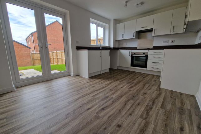 19, Frickley Drive, PONTEFRACT photo 2