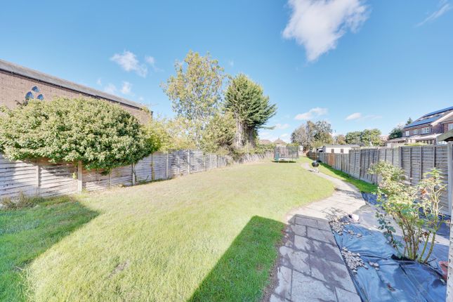 169, Charterhouse Road, Orpington photo 4
