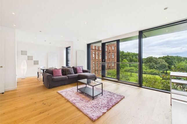 Flat 6, 12, Simpson Loan, Edinburgh photo 3