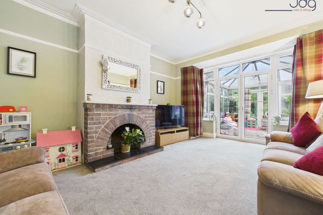 33 Stuart Avenue, Morecambe photo 4