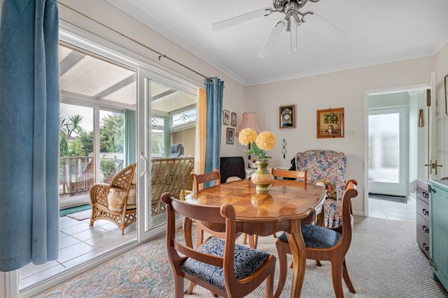 30, Swanborough Road, Newton Abbot photo 4