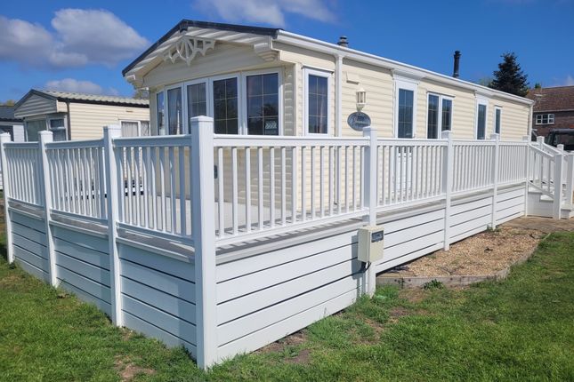 2-bed caravan on Plot 8 Pisces Country Park, Welney, £32,000