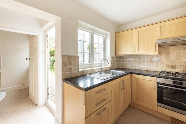 End terrace house to rent in Kingcroft Road, Harpenden