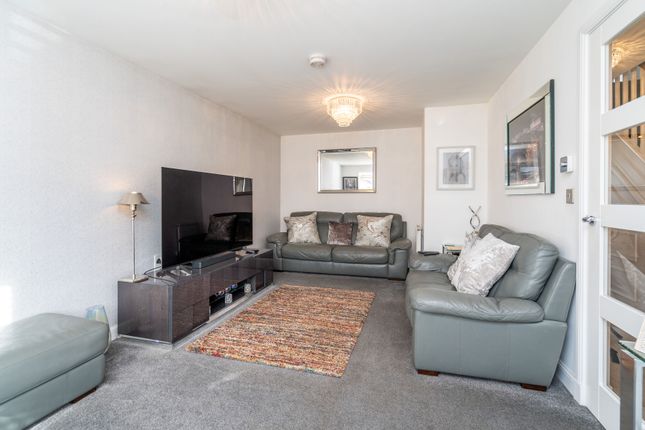 1, Hoffmann Place, Edinburgh photo 3