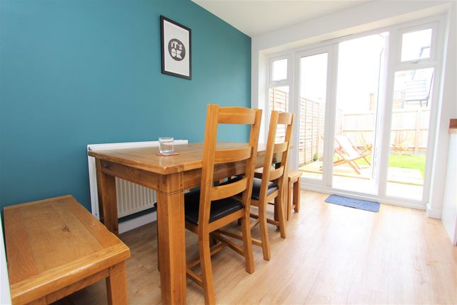 81, Augustus Avenue, Bristol photo 5