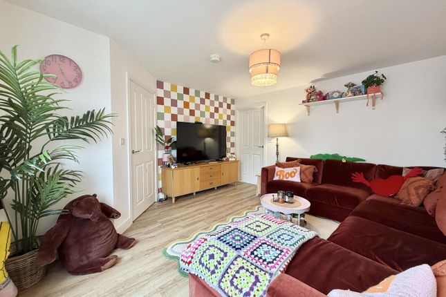 22, Ramble Crescent, Leeds photo 2