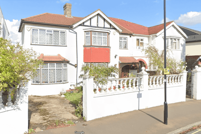Thumbnail Semi-detached house to rent in Alexandra Gardens, Hounslow