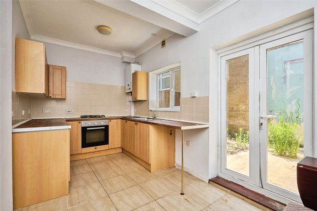 3A, Fitzroy Street, Isle of Wight photo 4