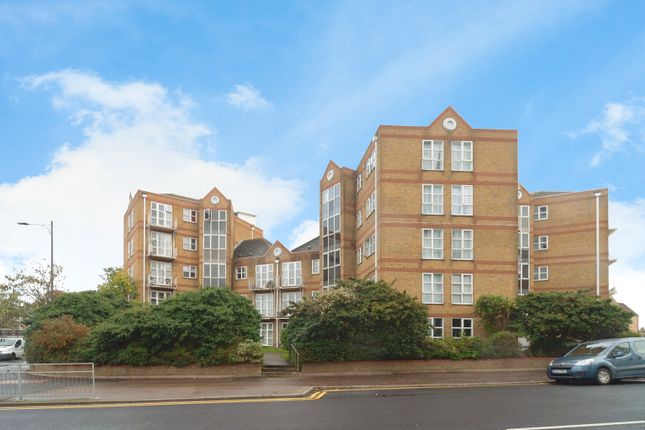 Flat for sale in 150 Southchurch Ave, Southend-On-Sea