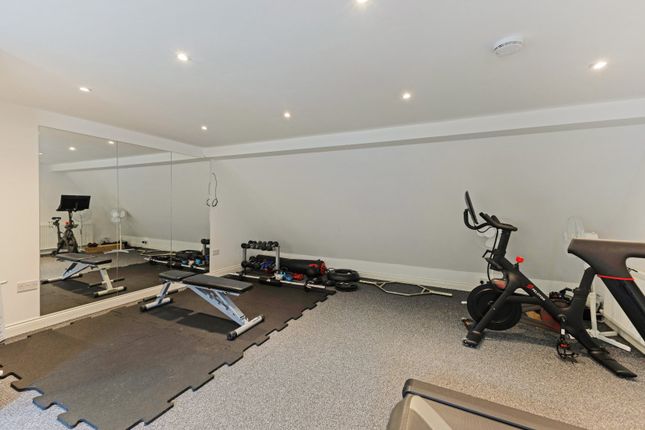 Gym/Annexe