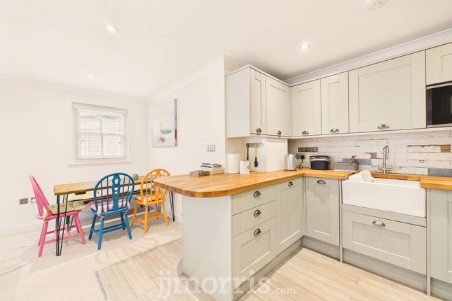 8 St. Nons Apts St. Nons Close, St. Davids, Haverfordwest photo 3