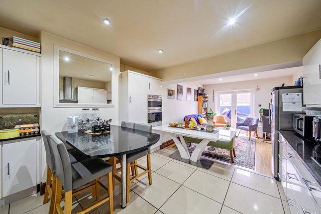 38 HEYFORD CLOSE, Heyford Close, Witney photo 3