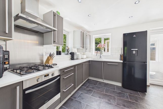 1 Wedgwood Drive, Warrington photo 4