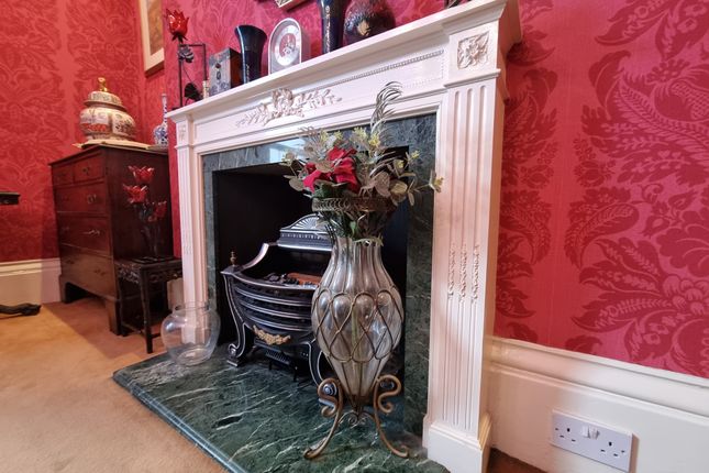 43, Clarendon Road, Southsea photo 3