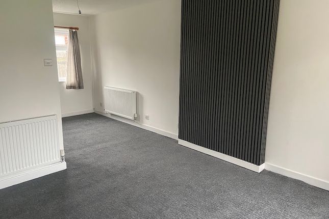 10, Sarsfield Avenue, Lowton, Warrington, Lancashire photo 2