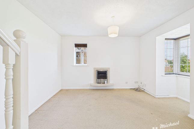 67 Fyne Drive, Leighton Buzzard photo 2