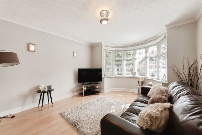 30, Studland Road, Birmingham photo 4