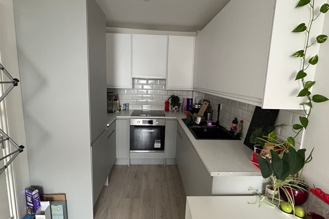 Flat 7, 112, Ewell Road, Surbiton photo 3