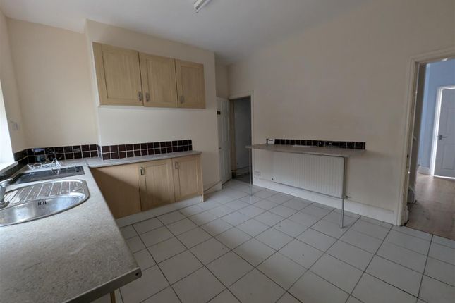 5, Charles Street, Darlington photo 4