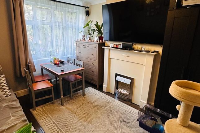 Maisonette for sale in Shelley Close, Greenford