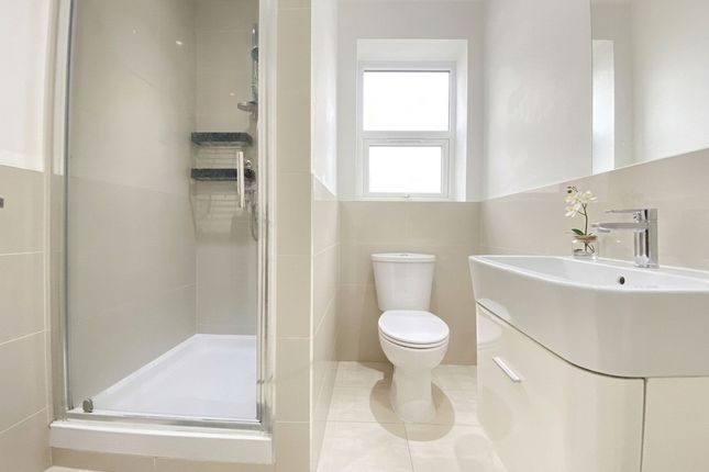 18a Cowley Road, Uxbridge photo 3